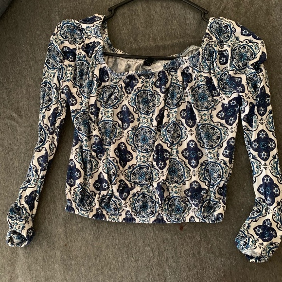 Crop Top - Picture 1 of 2